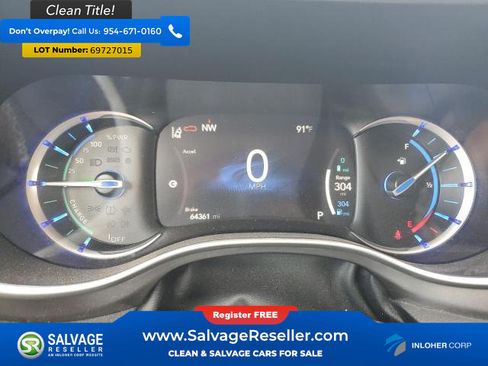 Used 2023 Chrysler Pacifica Touring-L FWD image 12