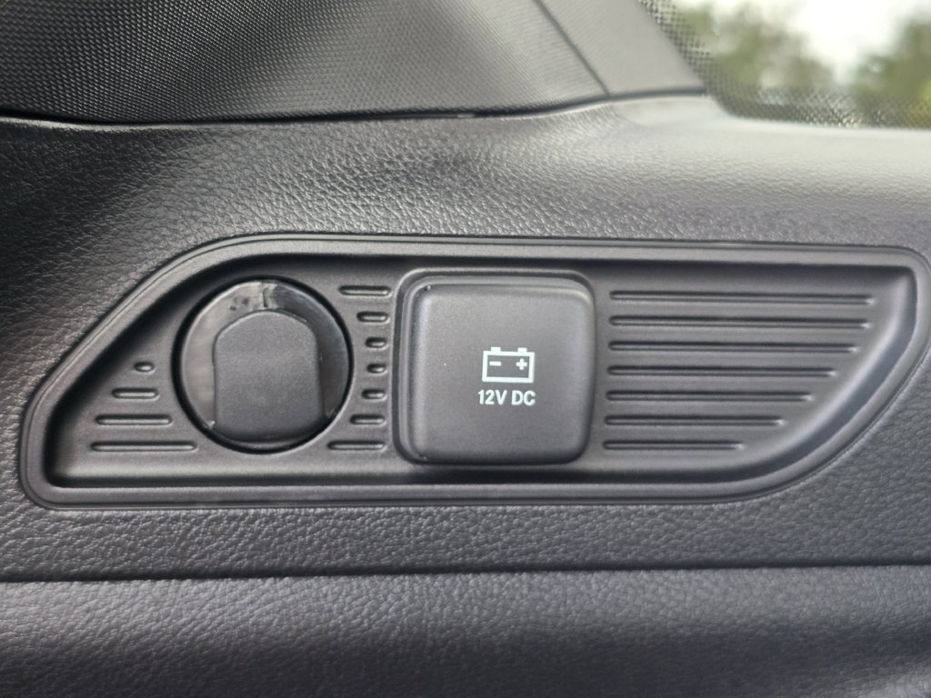 Used 2025 Jeep Grand Cherokee Limited RWD image 14