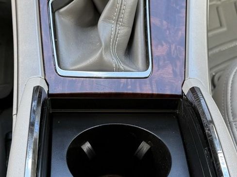 Used 2011 Buick LaCrosse CXL image 11