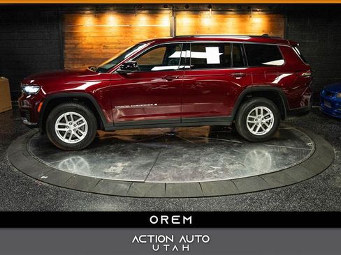 Used 2024 Jeep Grand Cherokee L Laredo image 1