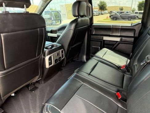 Used 2021 Ford F250 Lariat w/ Lariat Value Package AWD/4WD image 19