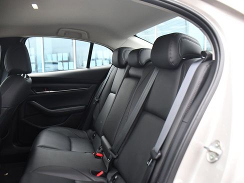 Used 2025 MAZDA MAZDA3 s image 18