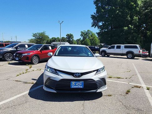 Used 2023 Toyota Camry LE w/ Convenience Package AWD/4WD image 7