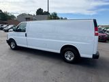 Used 2017 Chevrolet Express 3500 Extended image 4