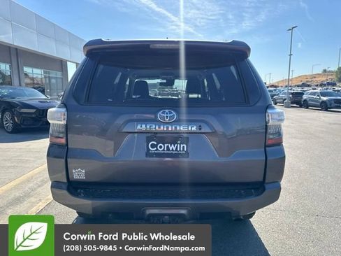 Used 2021 Toyota 4Runner SR5 Premium AWD/4WD image 5