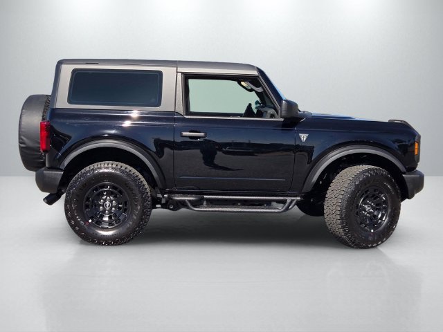 Used 2026 Ford Bronco 2-Door w/ Sasquatch Package AWD/4WD image 3