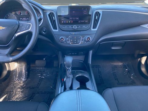 Used 2023 Chevrolet Malibu LT image 11