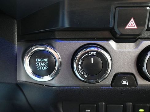 Used 2023 Toyota Tacoma TRD Off-Road AWD/4WD image 25