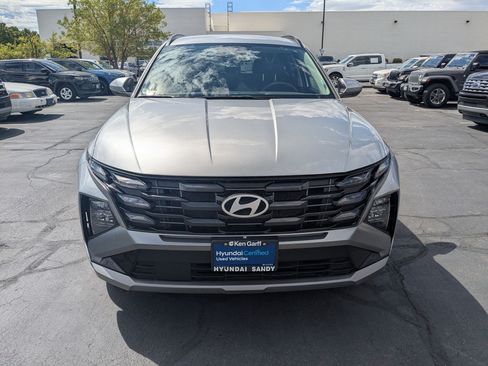 Certified 2025 Hyundai Tucson SEL AWD/4WD image 8