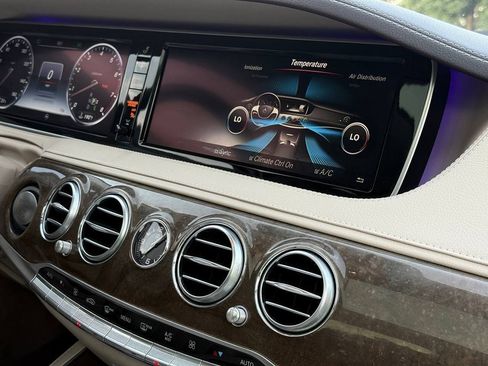 Used 2015 Mercedes-Benz S 550 4MATIC Sedan image 19