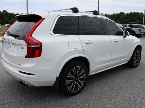 Used 2020 Volvo XC90 T5 Momentum AWD/4WD image 6