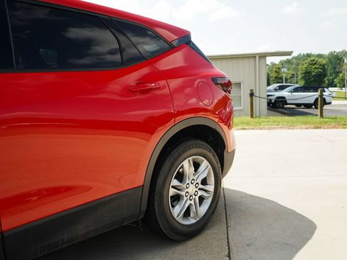 Used 2021 Chevrolet Blazer LT FWD image 21