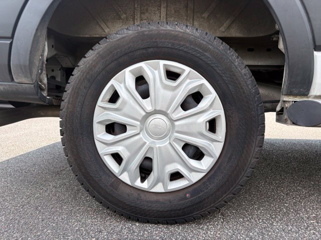 Used 2025 Ford Transit 250 Low Roof w/ Exterior Upgrade Package RWD image 17
