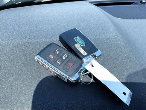 Certified 2025 Land Rover Discovery Sport S AWD/4WD image 14