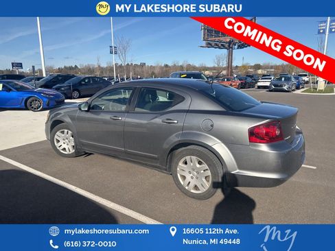 Used 2013 Dodge Avenger SE image 11