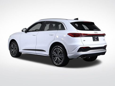 Used 2025 Audi Q5 Premium Plus w/ Premium Plus AWD/4WD image 3