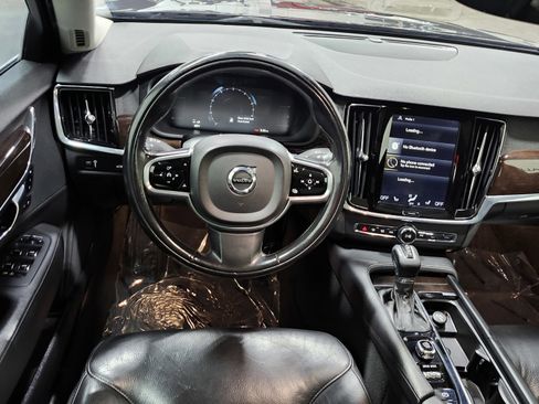 Used 2018 Volvo S90 T5 Momentum w/ Protection Package image 26