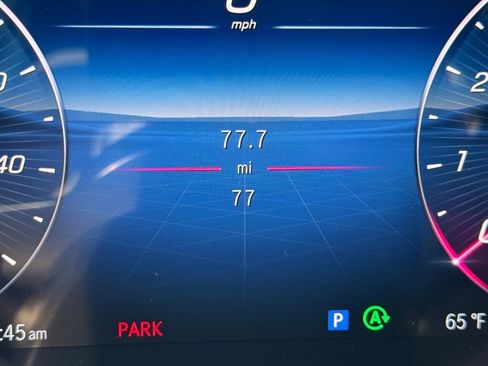 New 2025 Mercedes-Benz C 300 4MATIC Sedan image 15