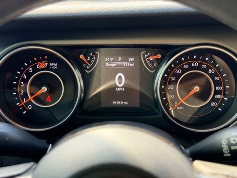 Used 2018 Jeep Wrangler Unlimited Sport image 8