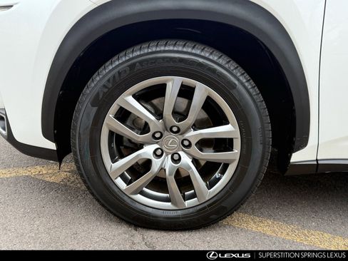 Used 2015 Lexus NX 300h AWD image 10