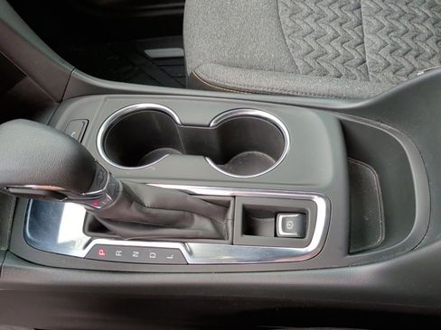 Used 2024 Chevrolet Equinox LT w/ LPO, Floor Liner Package image 29