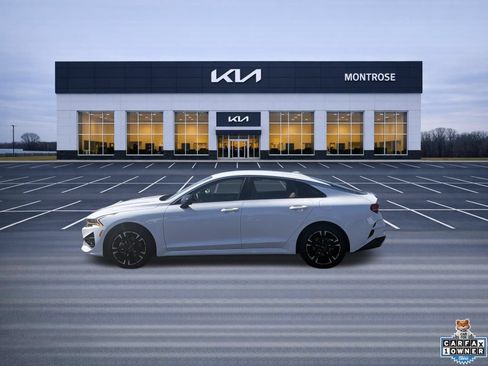Used 2024 Kia K5 GT-Line w/ GT-Line Premium Package FWD image 9