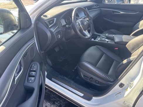 Certified 2025 INFINITI QX55 Luxe w/ Accent Package image 13