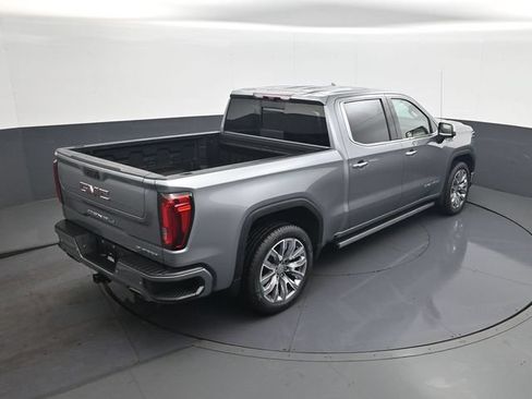 Used 2023 GMC Sierra 1500 Denali w/ Denali Reserve Package AWD/4WD image 17