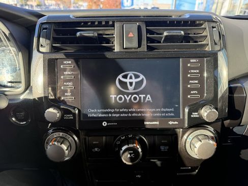 Used 2024 Toyota 4Runner TRD Off-Road image 23