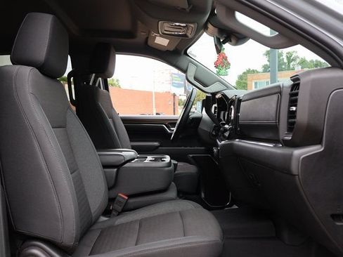 Certified 2024 Chevrolet Silverado 1500 RST AWD/4WD image 9