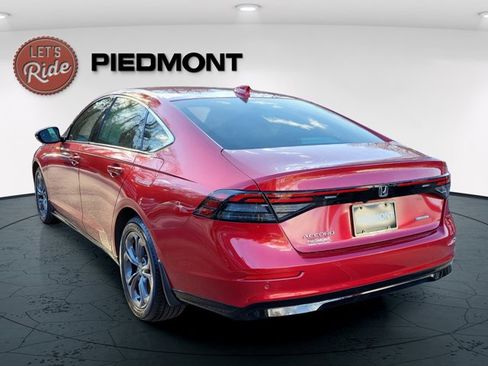 Certified 2024 Honda Accord EX-L image 9