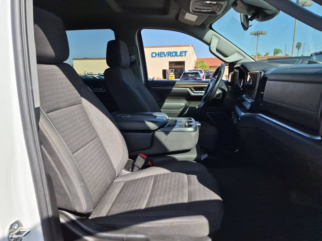 Used 2026 Chevrolet Silverado 1500 RST RWD image 28