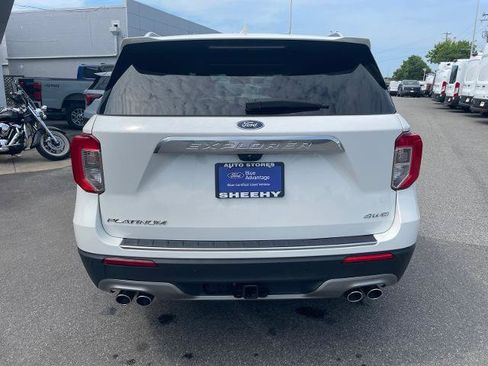 Certified 2023 Ford Explorer Platinum w/ Technology Package AWD/4WD image 4