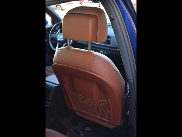 Used 2022 Audi Q5 2.0T Premium AWD/4WD image 27