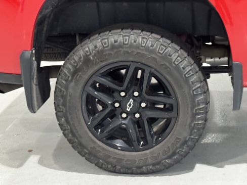 Used 2022 Chevrolet Silverado 1500 Custom Trail Boss image 37