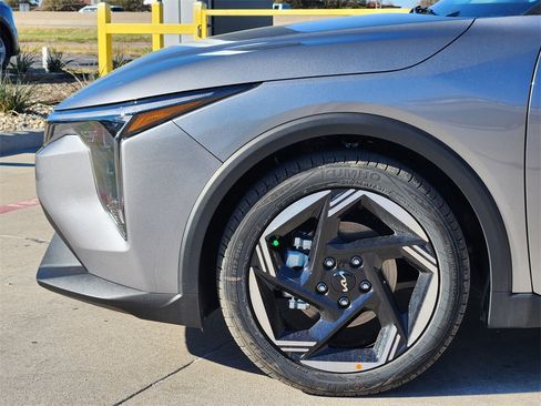 New 2026 Kia K4 EX image 5