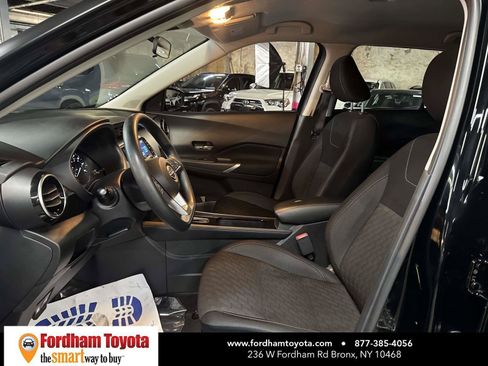 Used 2023 Nissan Kicks SV FWD image 18