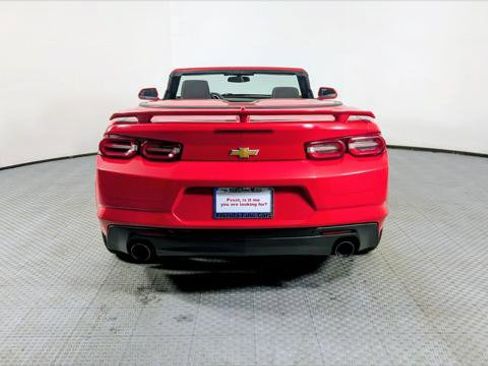 Used 2020 Chevrolet Camaro LT image 6