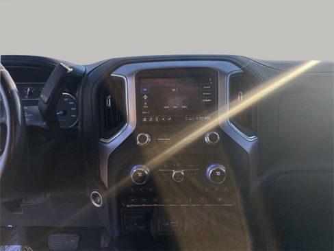 Used 2020 GMC Sierra 1500 SLT image 17