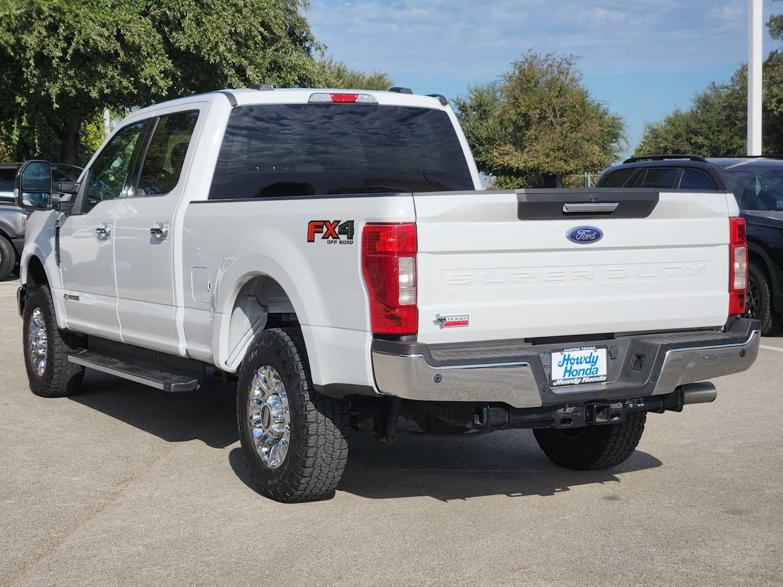 Used 2020 Ford F250 XLT w/ XLT Premium Package AWD/4WD image 6