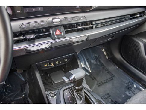 Used 2025 Kia K4 EX FWD image 41