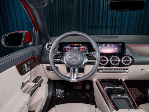 Certified 2026 Mercedes-Benz GLA 250 image 16