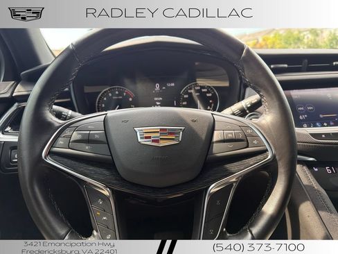 Used 2020 Cadillac XT5 Premium Luxury AWD/4WD image 5