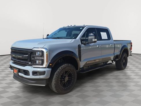 Used 2024 Ford F250 Lariat w/ Lariat Ultimate Package AWD/4WD image 3