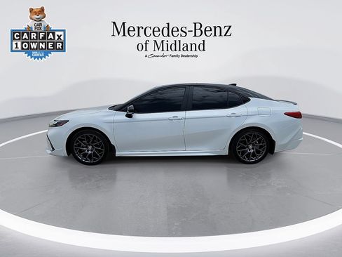 Used 2025 Toyota Camry XSE FWD image 5