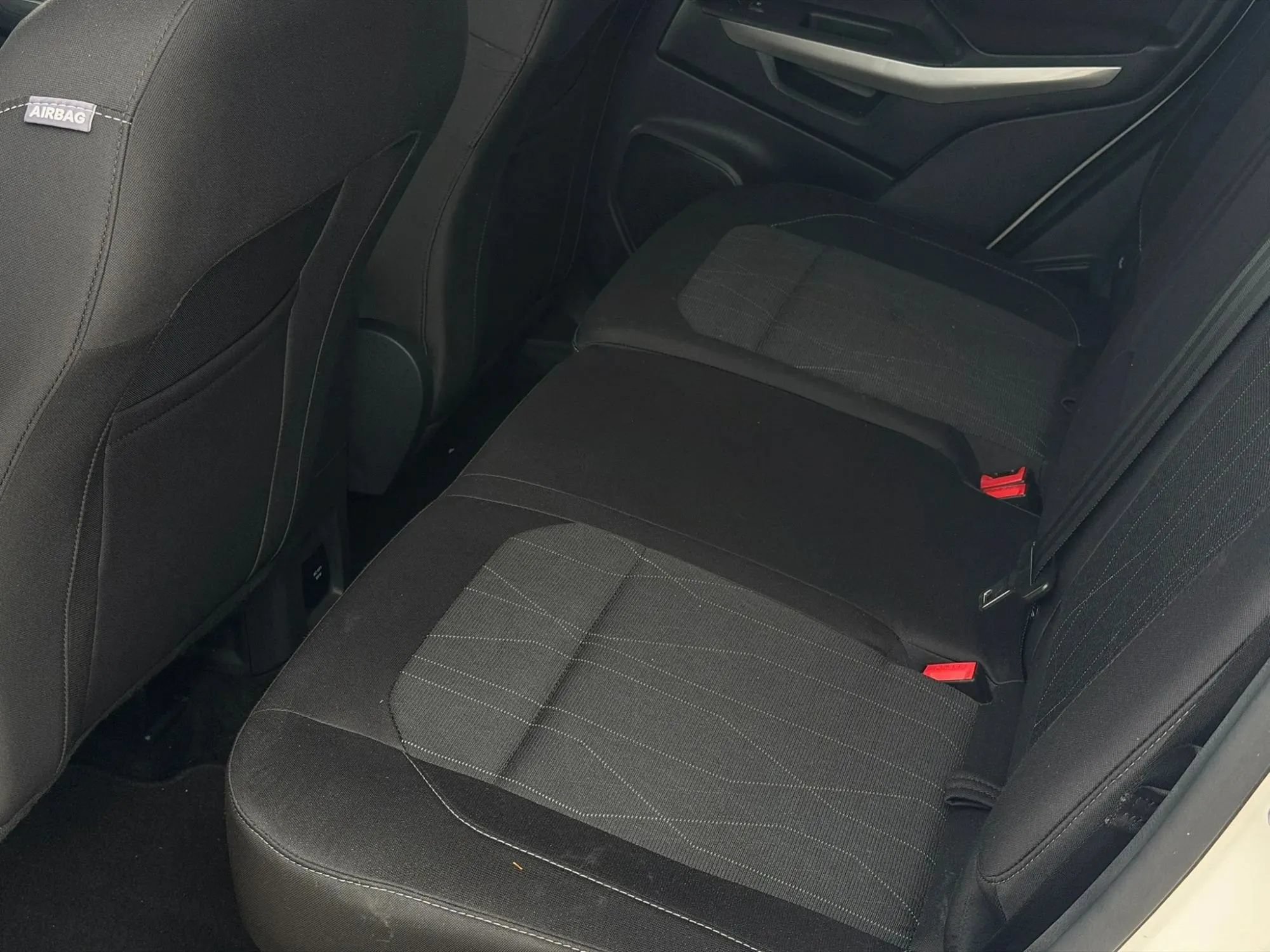 Used 2018 Ford EcoSport SE w/ SE Convenience Package FWD image 9