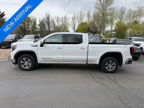Used 2023 GMC Sierra 1500 SLE w/ X31 Off-Road Package AWD/4WD image 3