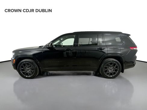 Used 2025 Jeep Grand Cherokee L Summit w/ Obsidian Package AWD/4WD image 8