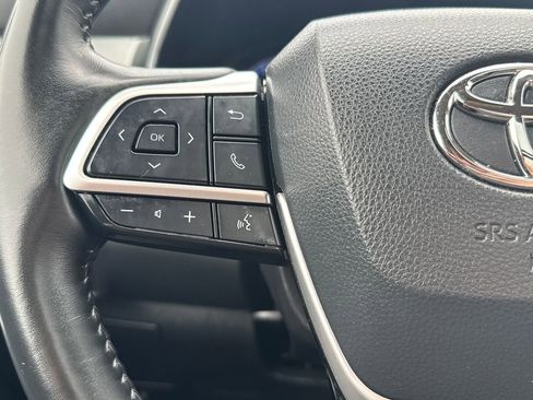 Used 2023 Toyota Highlander Platinum AWD/4WD image 21