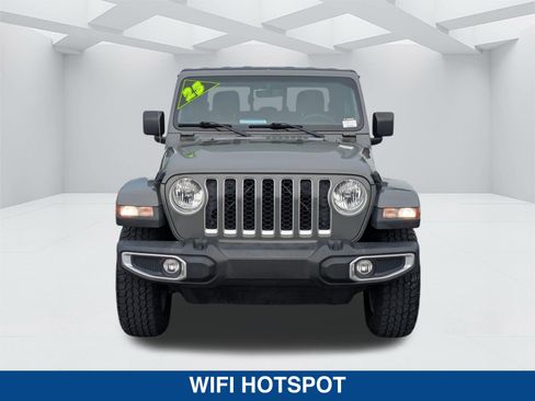 Used 2023 Jeep Gladiator Overland AWD/4WD image 9